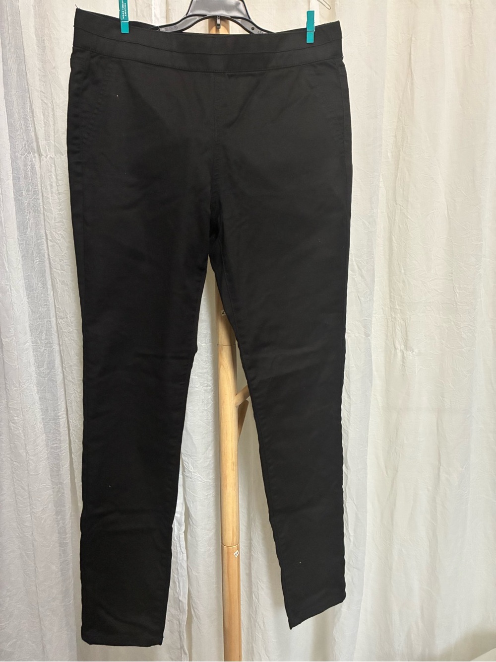 New York & Company Soho Black High Waist Pull-On Legging